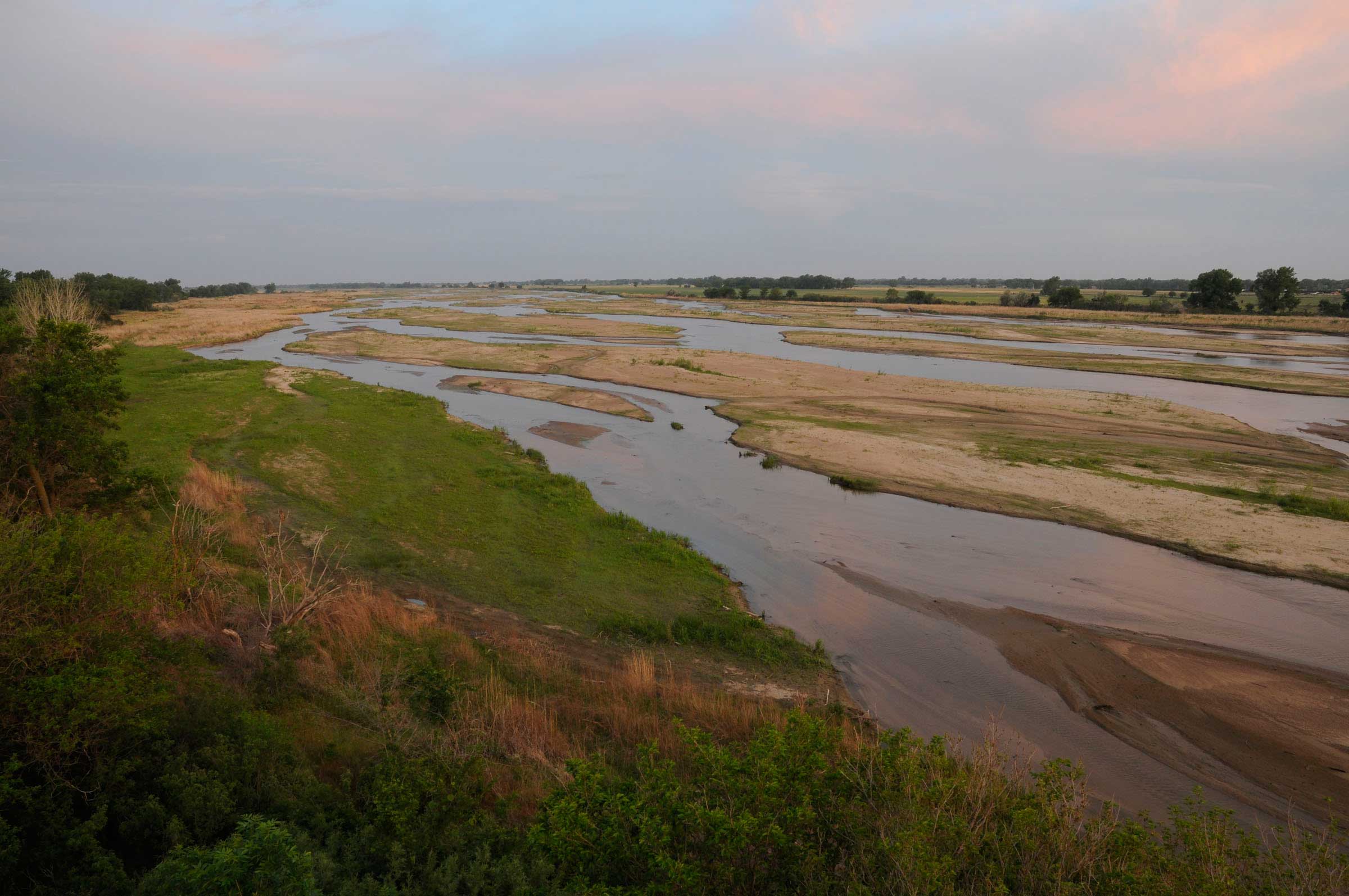 Located at Audubon's Rowe Sanctuary, this camera location provides a bird's eye view of a braided river channel and shifting sandbars along the central Platte River. The location is also one of several major roosting sites for migrating sandhill cranes during spring migration. Between late February and early April, nearly 500,000 sandhill cranes will use this critical stretch of habitat in south-central Nebraska.